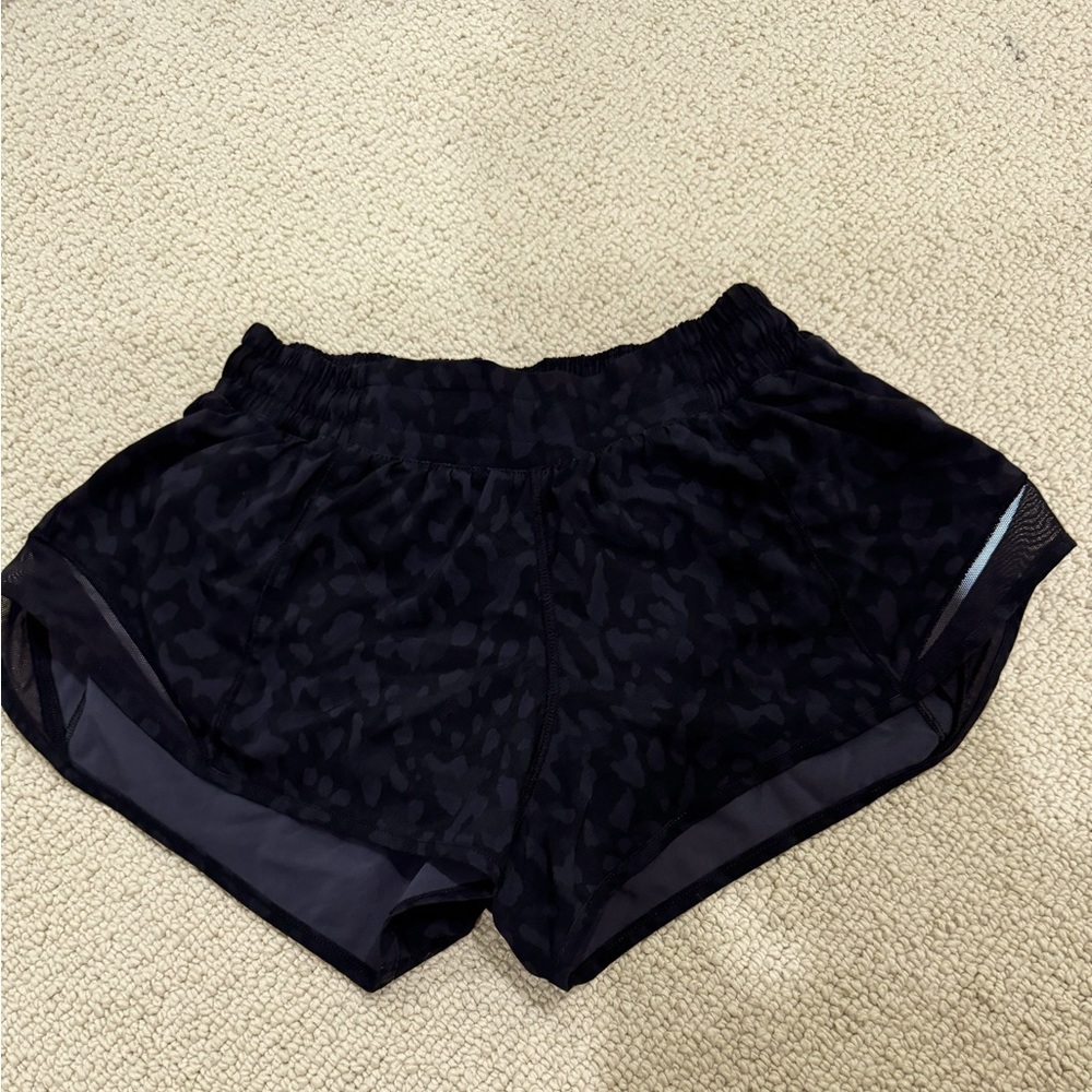lululemon hottie hot shorts